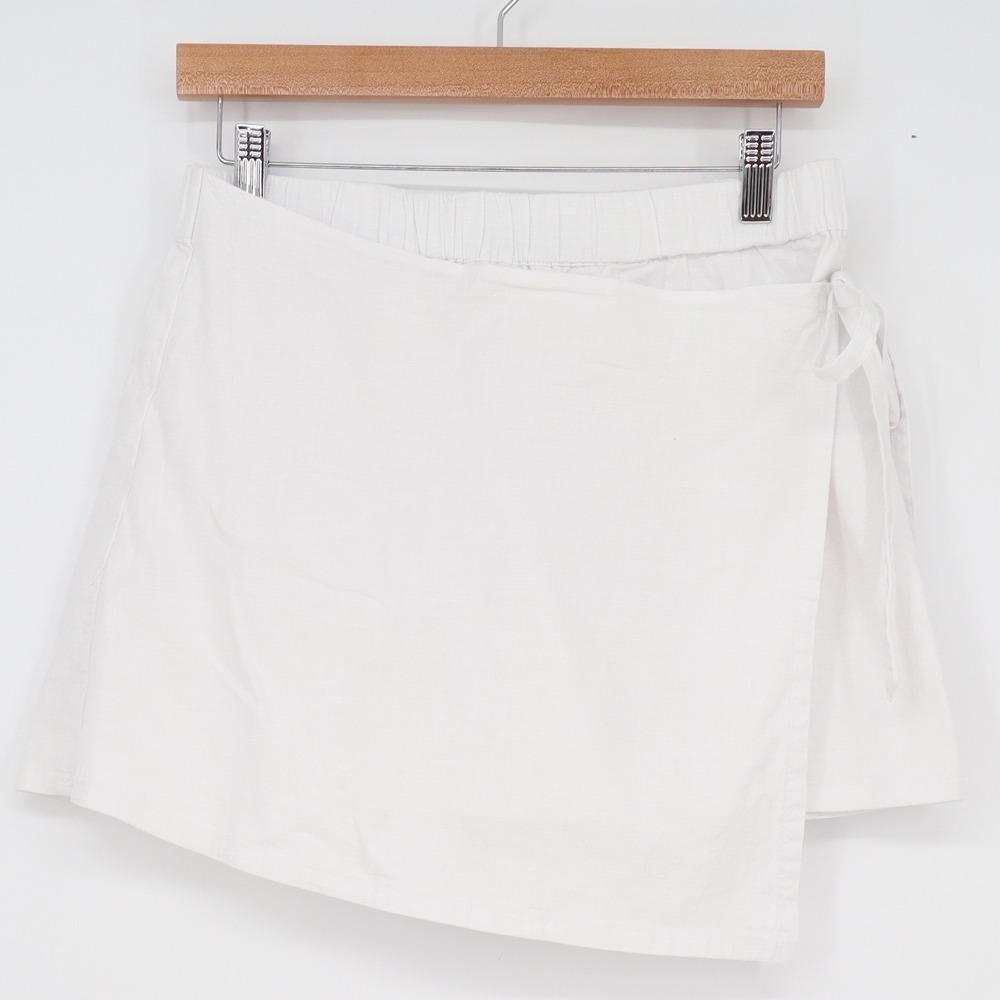 Francesca's White Cotton Wrap Skort Side Tie Shorts Womens Medium